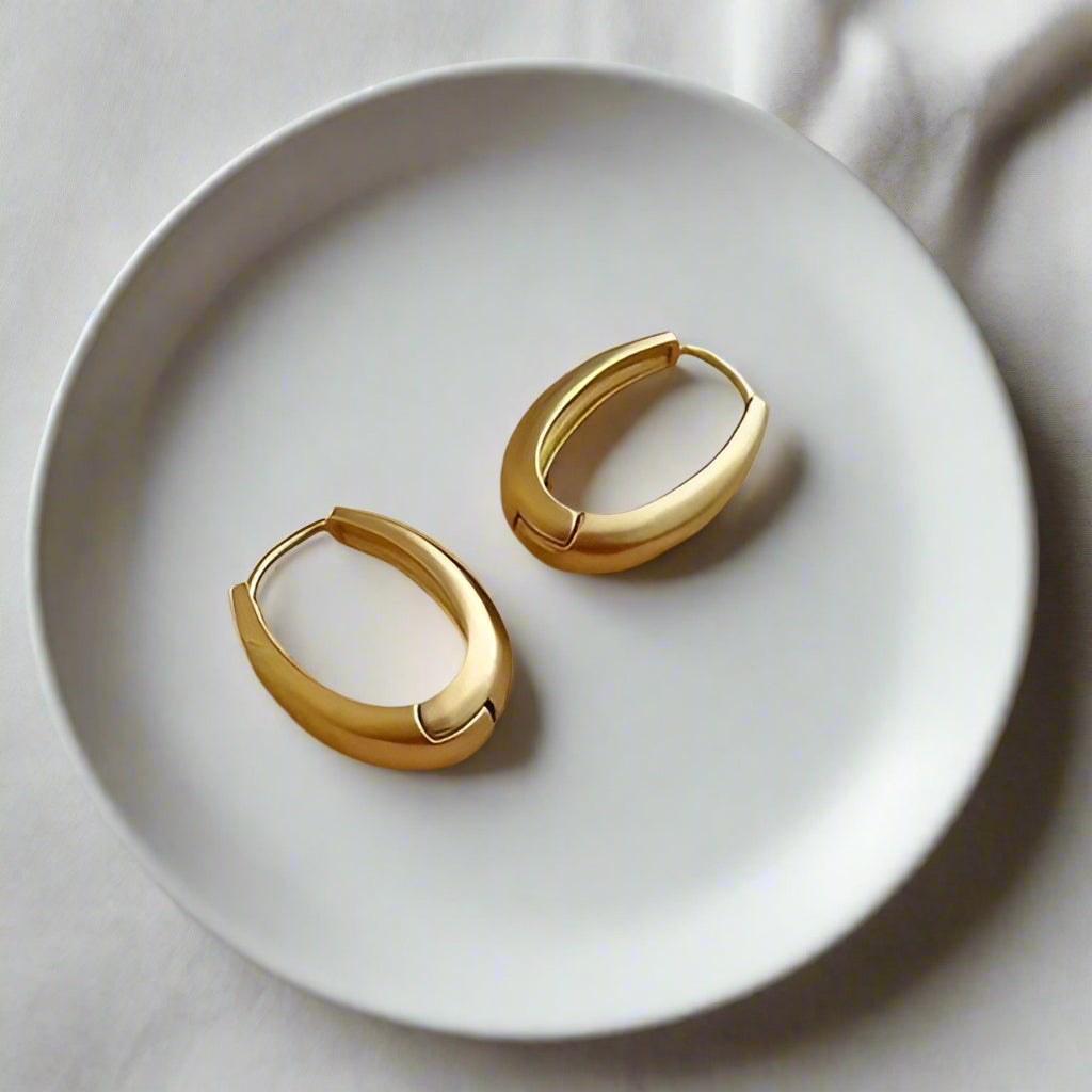 Sculpted Glow Oval Hoops