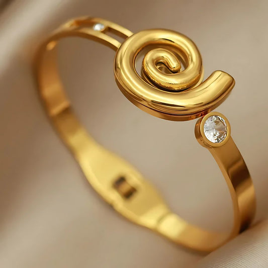 Parisian Diamond Threaded Cuff