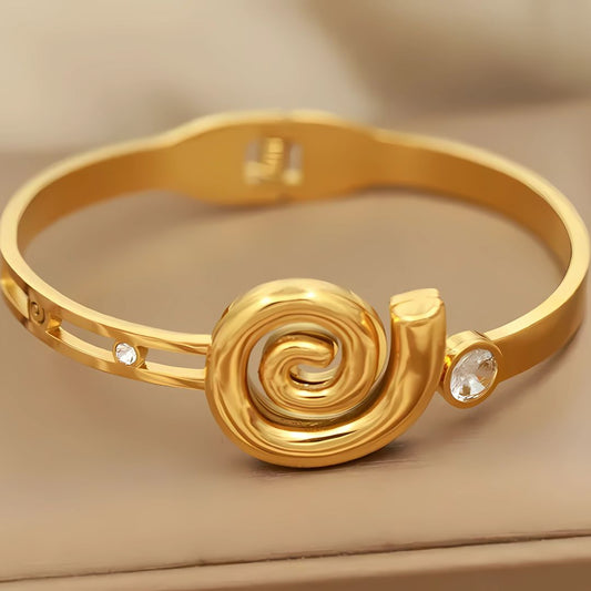 Parisian Diamond Threaded Cuff