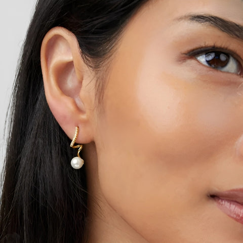 Classic Twisted Pearl Earring