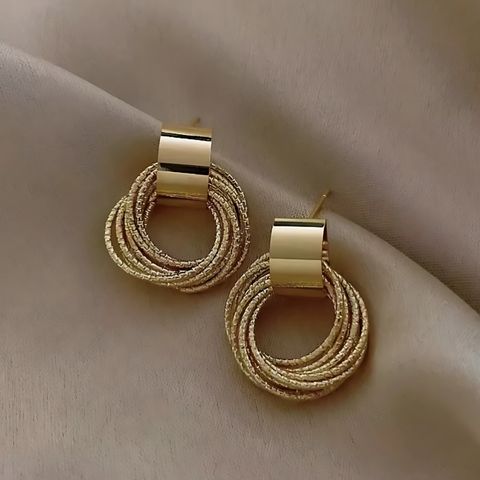 Dainty Strung Circle Earring (Gold)