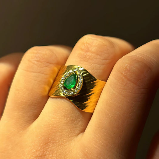 Emerald Glimmer