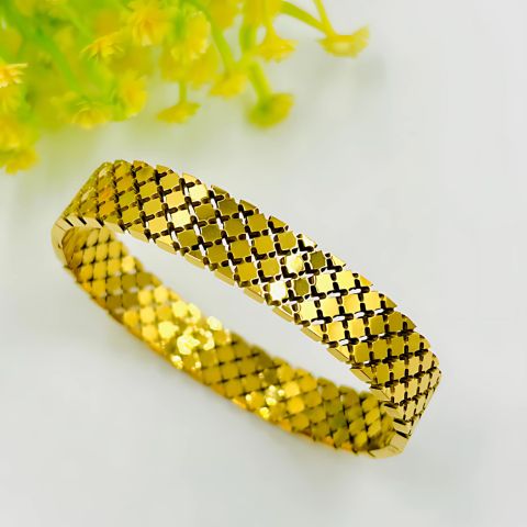 Bold Blocks Kada