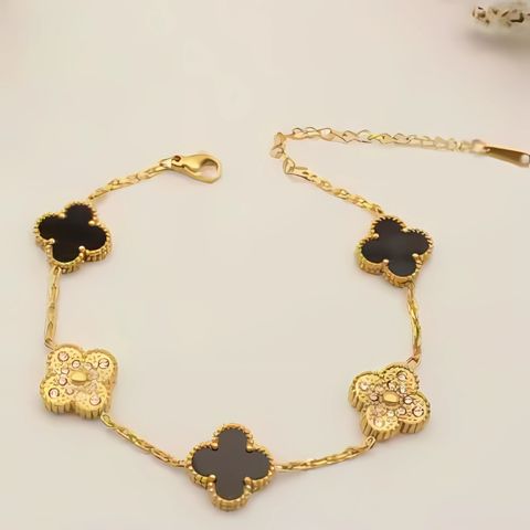 Lucky Bloom Clover Bracelet