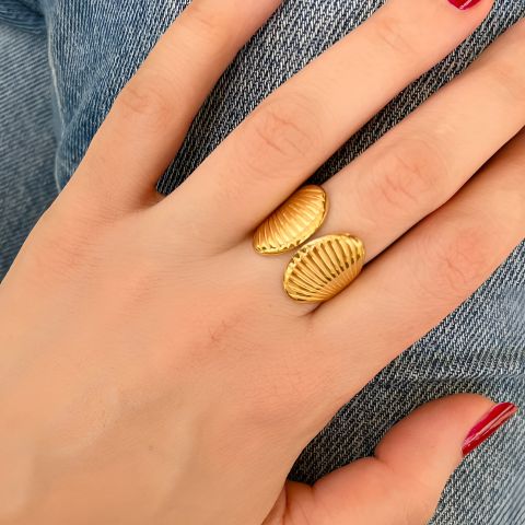 Coastal Seashell Ring