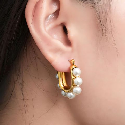 Pearl Essence Stud Earrings