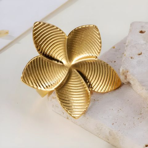 Grand Bloom Ring