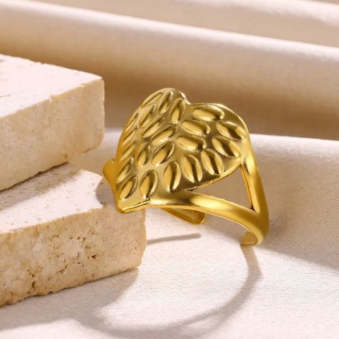 Bold Heart Ring