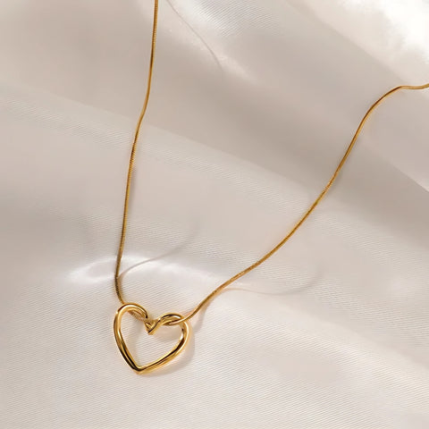 Intertwined Heart Necklace