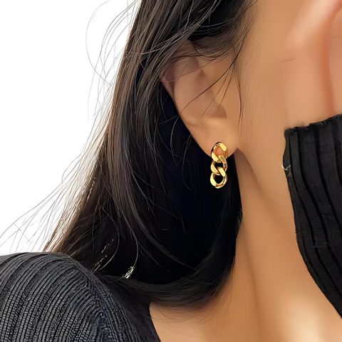 Chained Chic