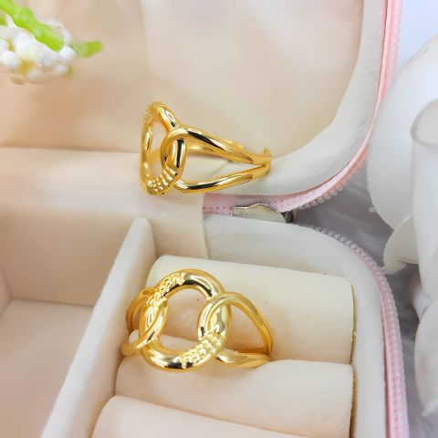 Chunky O-shaped Ring (Adjustable)