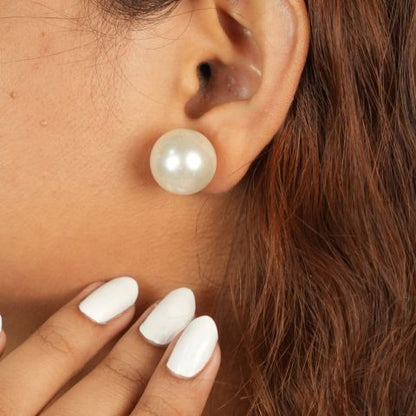 Grande Pearl Studs